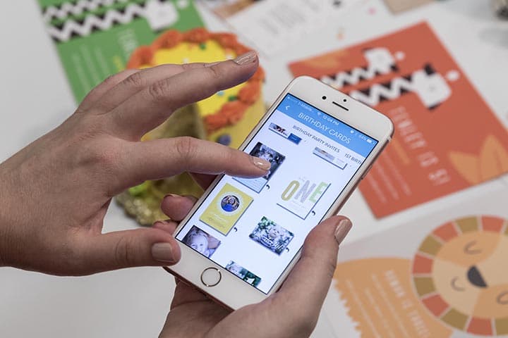 Party Prep with Personalised Invitations in the Snapfish App!