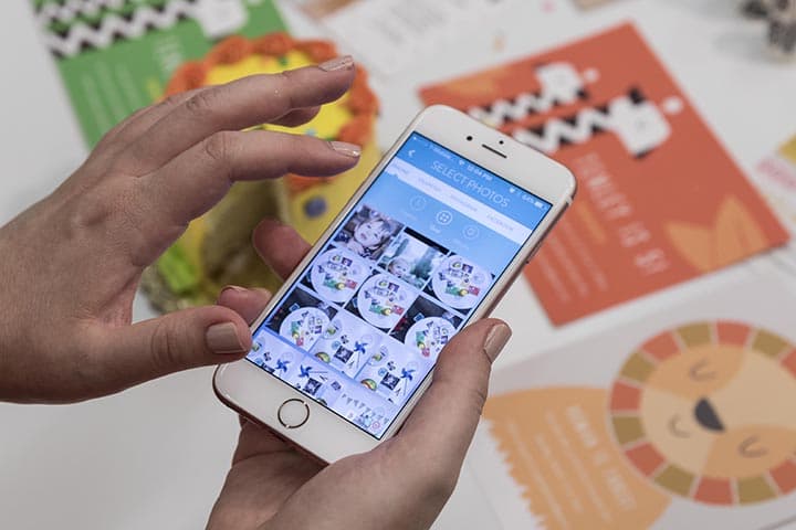 Party Prep with Personalised Invitations in the Snapfish App!