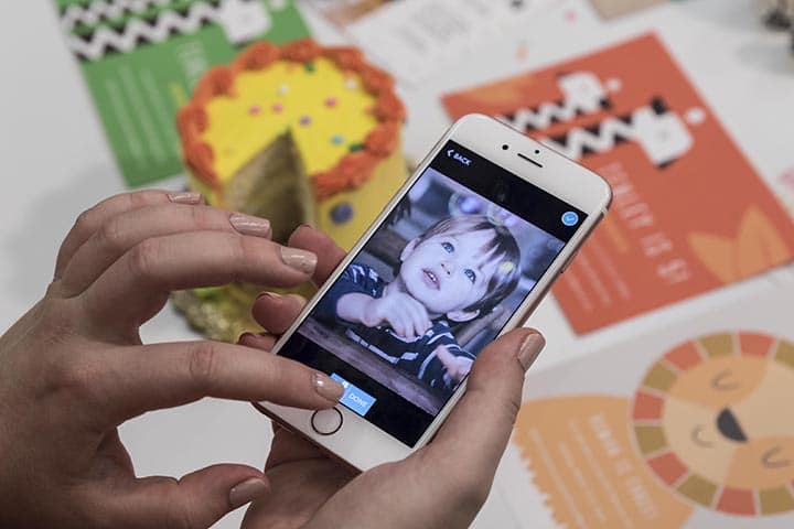 Party Prep with Personalised Invitations in the Snapfish App!