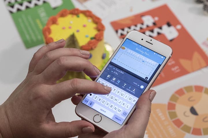 Party Prep with Personalised Invitations in the Snapfish App!