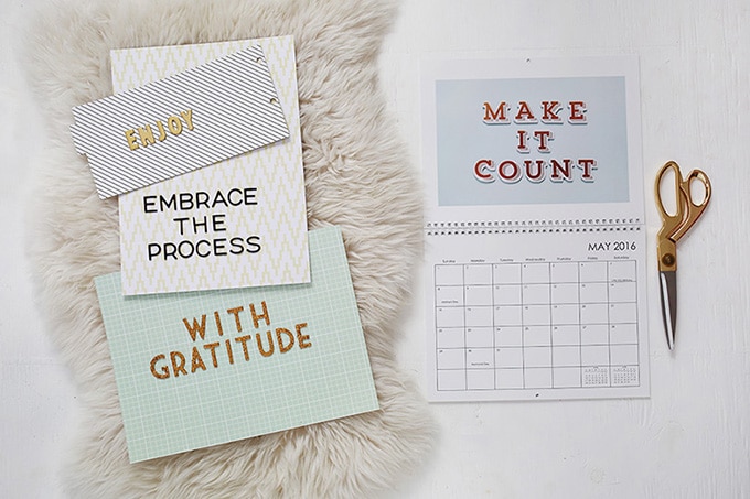 Your 2017 Guide To Gifting OMG-Worthy Photo Calendars!