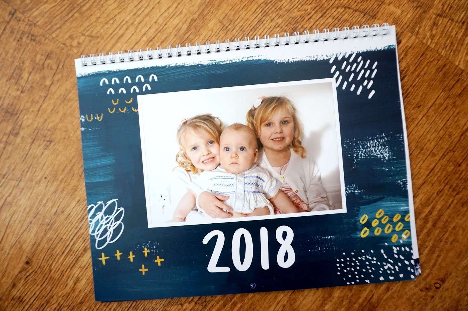 Make 2018 an organised year with Personalised Calendars!